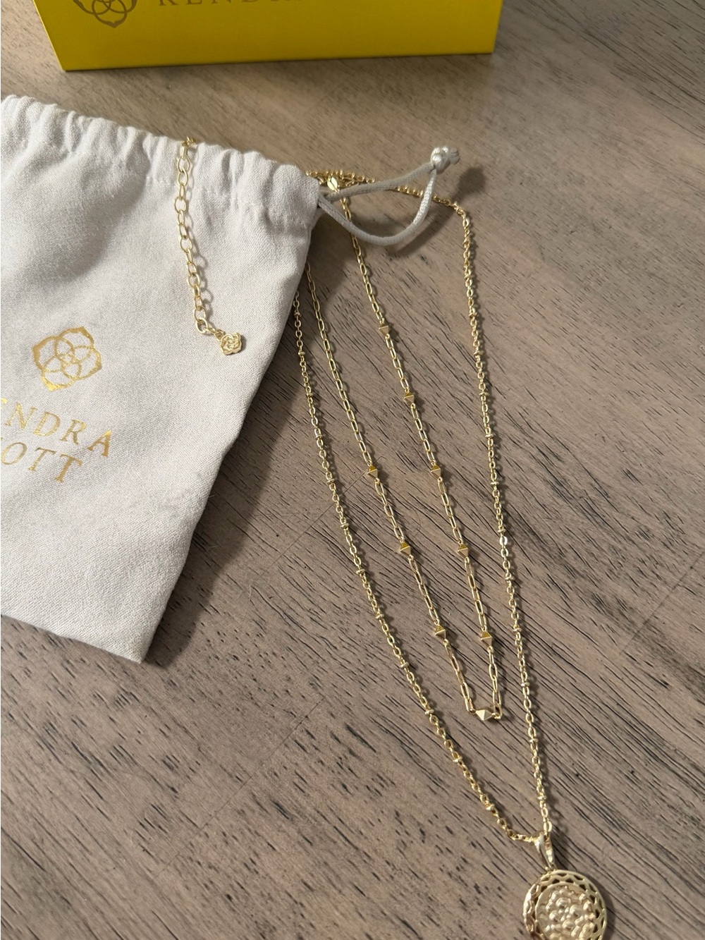 Kendra Scott Gold “Harper” Multi-Layer Medallion Necklace